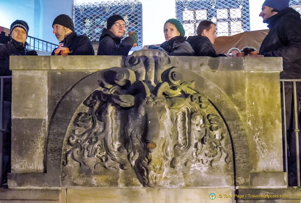 Visitors enjoying gluhwein